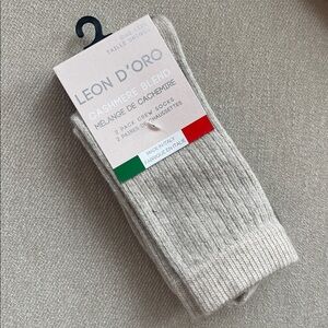 NWT Leon D'Oro Italian Cashmere Blend Crew Socks - 2 Pair